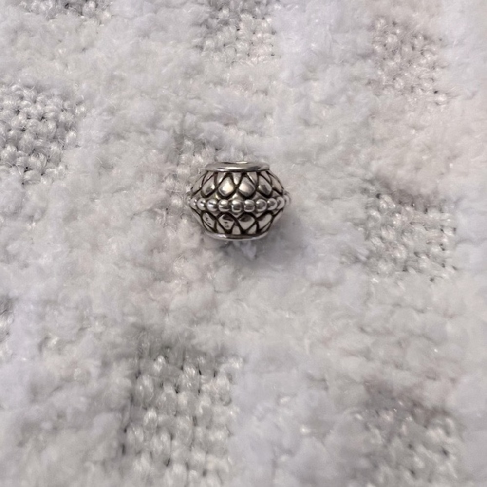 DISCONTINUED Pandora Inner Strength Charm